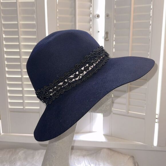 Vintage 60s Navy Blue‎ Felt Wide Brimmed Hat with Lace Detailing main image 6
